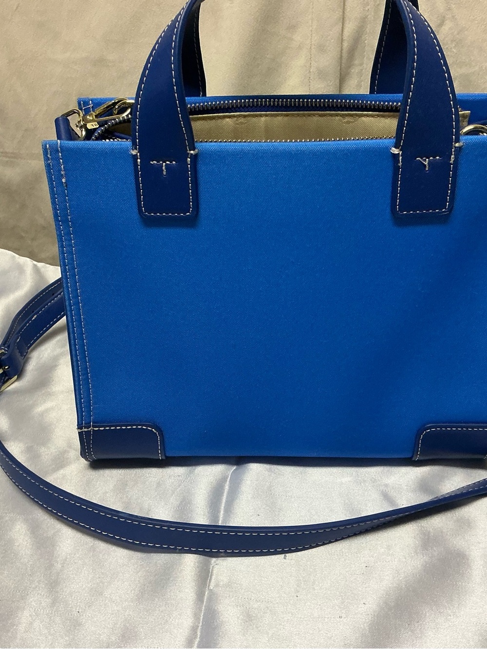 Classic Structured Tote Bag in Bright Blue